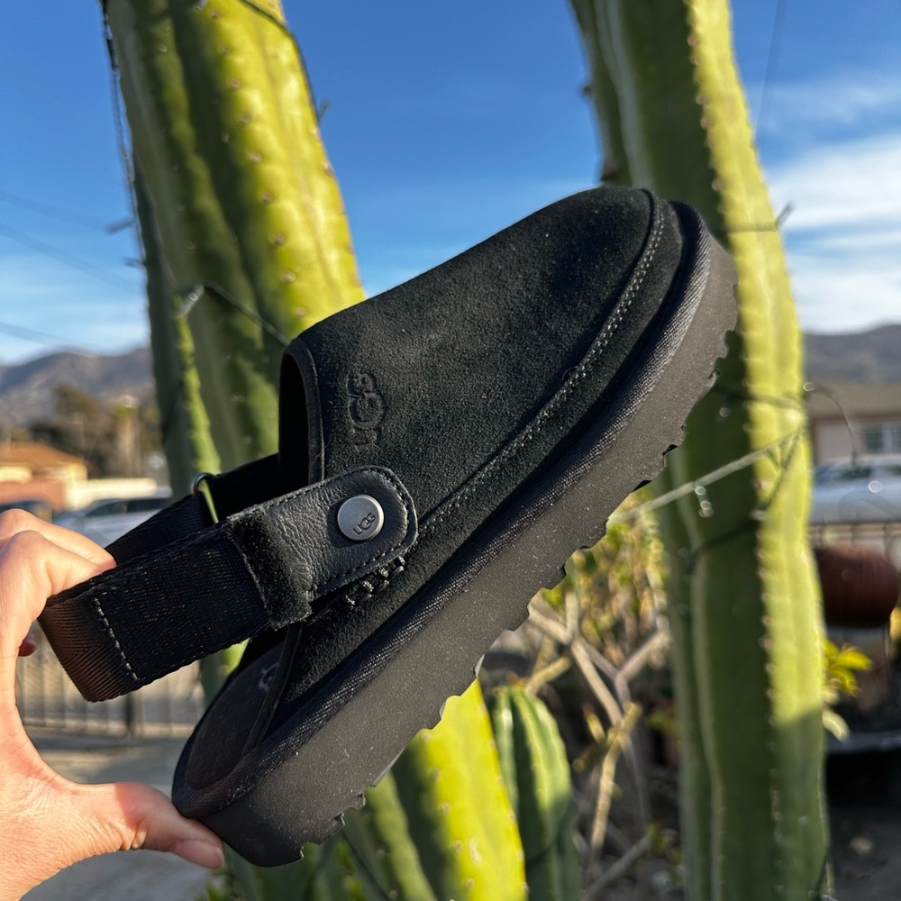 Men’s UGG Goldencoast Black Clog II